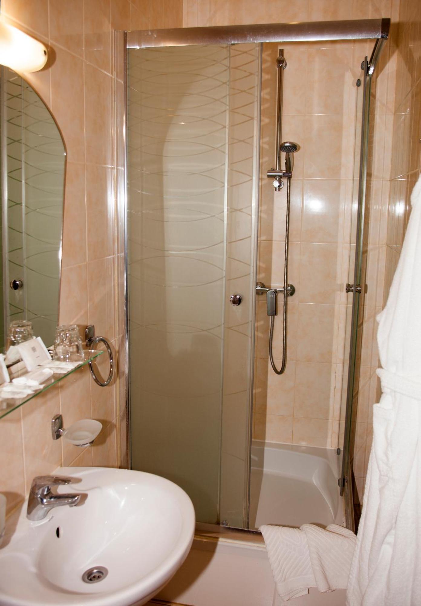 Gonchar Hotel Kyiv Quarto foto